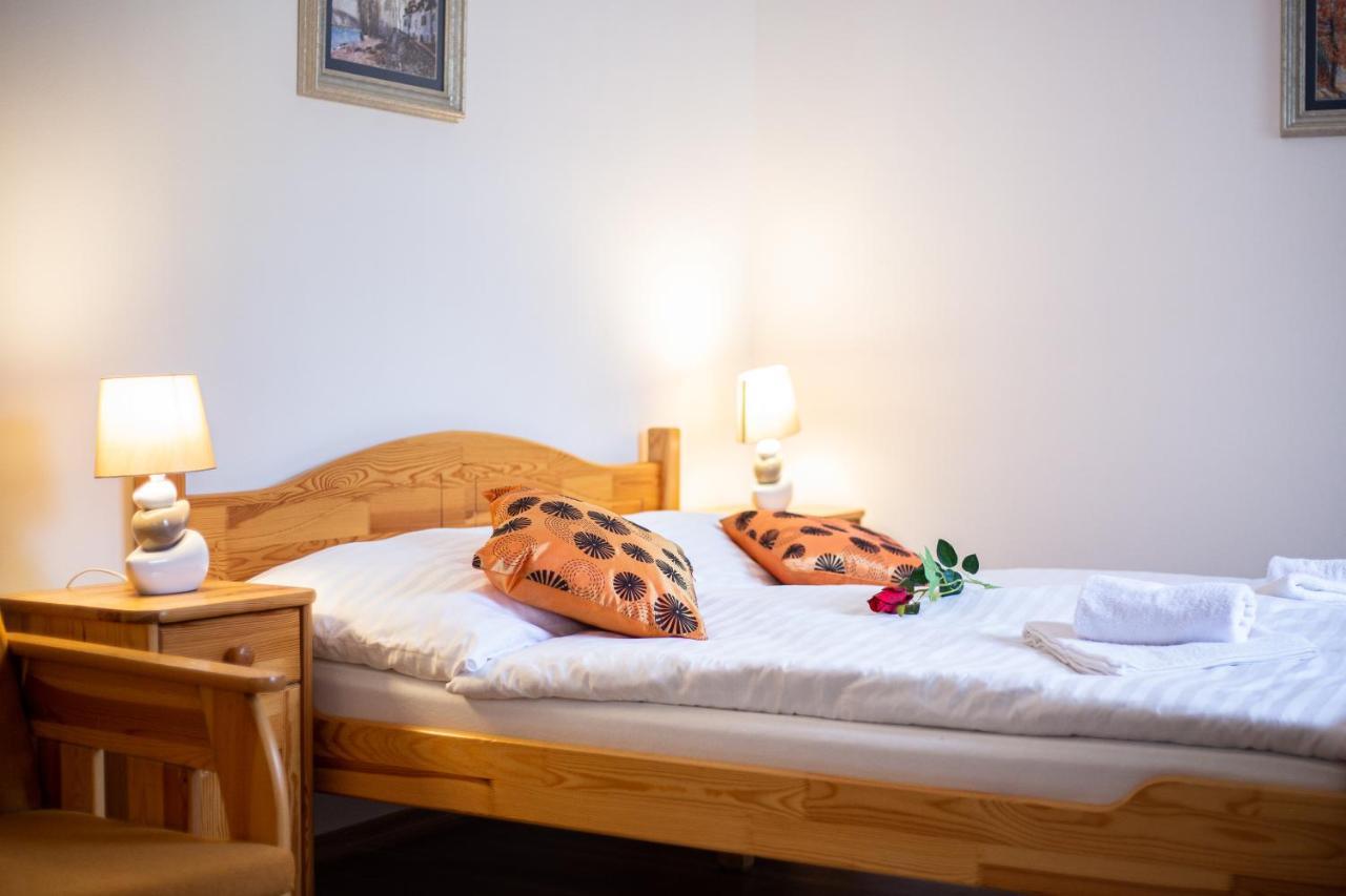 Penzion Palatin Rajecké Teplice Extérieur photo