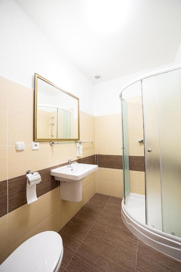 Penzion Palatin Rajecké Teplice Extérieur photo