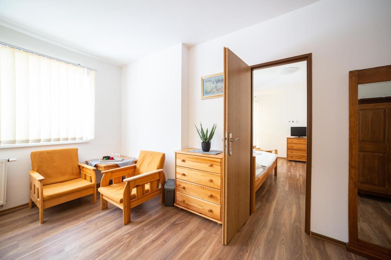 Penzion Palatin Rajecké Teplice Extérieur photo