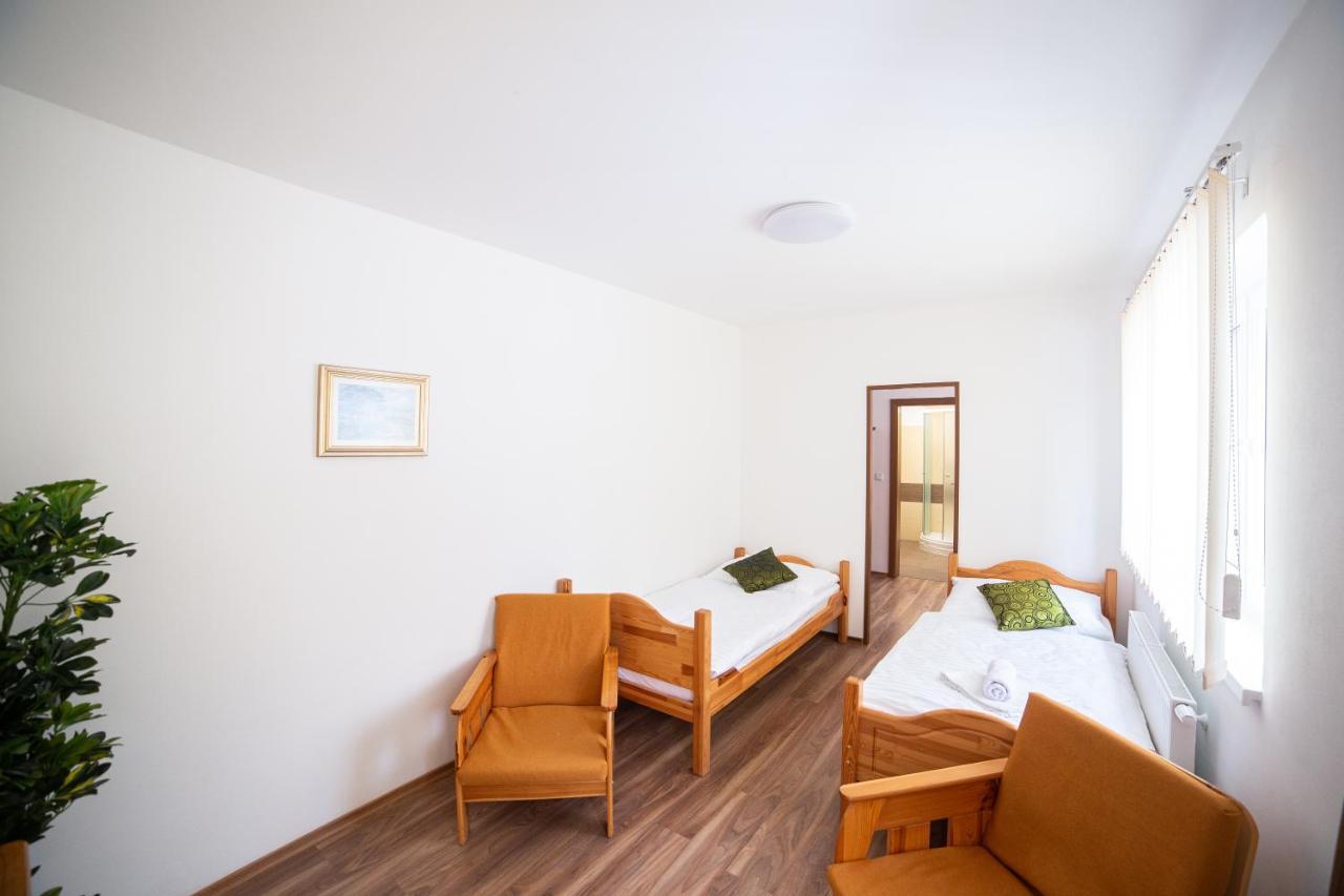 Penzion Palatin Rajecké Teplice Extérieur photo