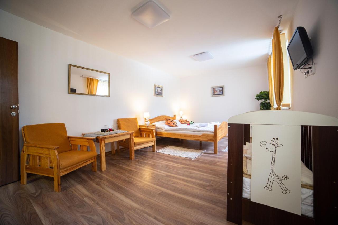 Penzion Palatin Rajecké Teplice Extérieur photo