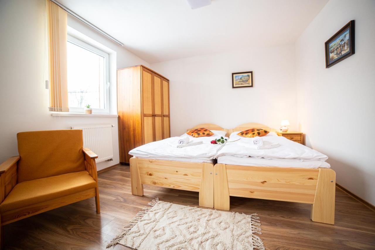 Penzion Palatin Rajecké Teplice Extérieur photo