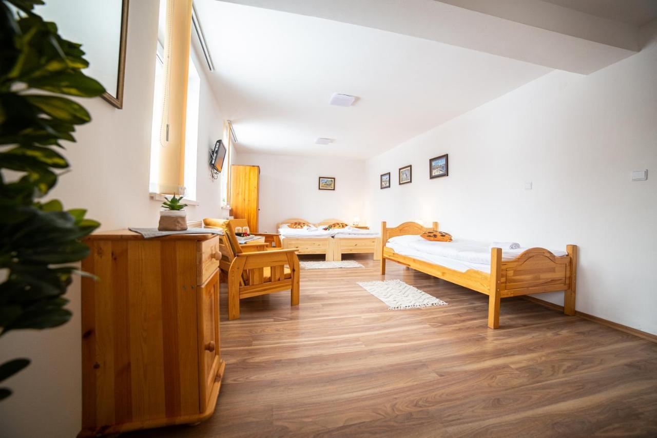 Penzion Palatin Rajecké Teplice Extérieur photo