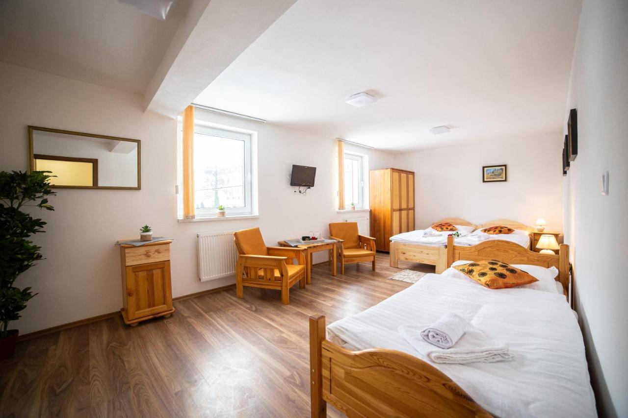 Penzion Palatin Rajecké Teplice Extérieur photo