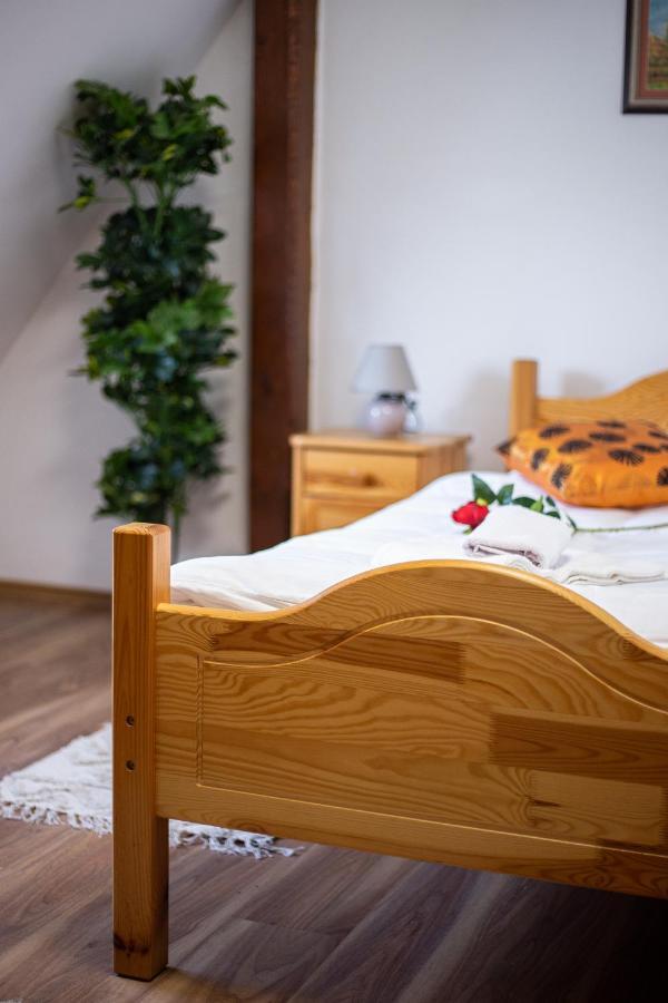 Penzion Palatin Rajecké Teplice Extérieur photo